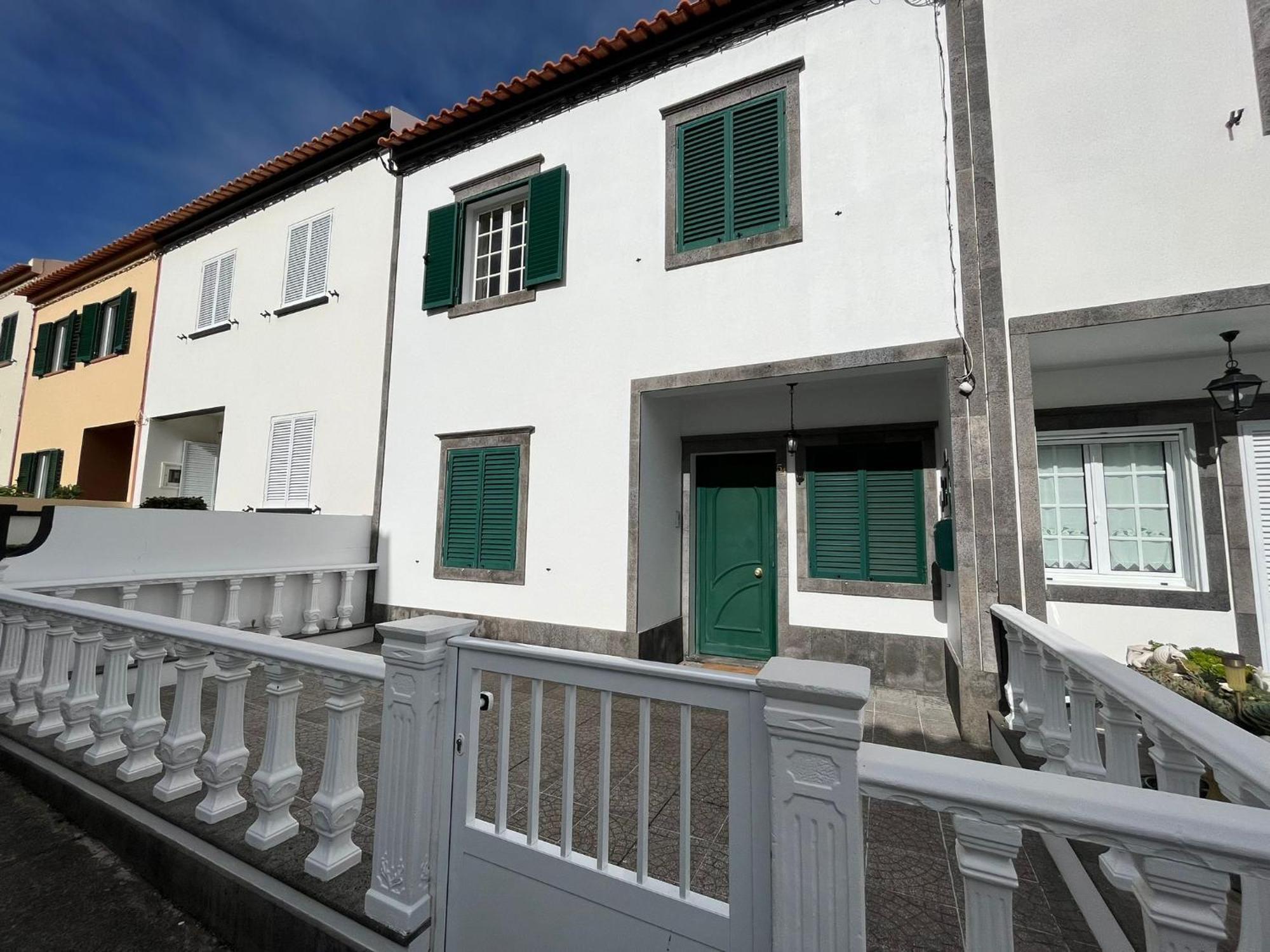 Espirito Azul Guest House - Rooms To Rent, 2 Minutes Walking From The Beach, Marina And Our Dive Center Vila Franca do Campo Luaran gambar